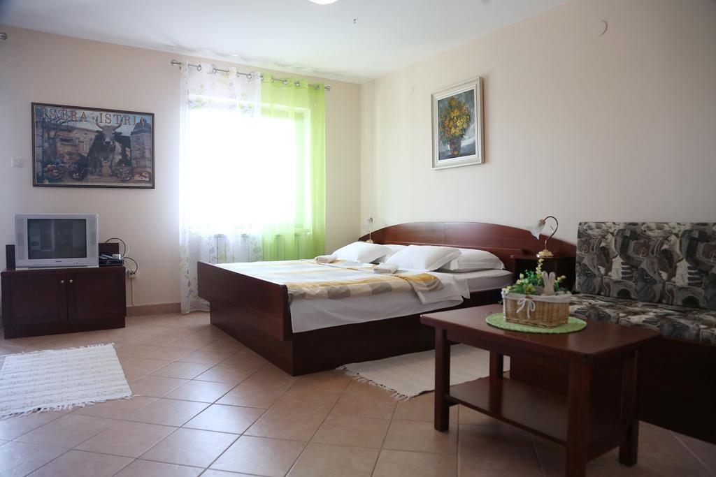 Apartments Max Vrsar Dış mekan fotoğraf